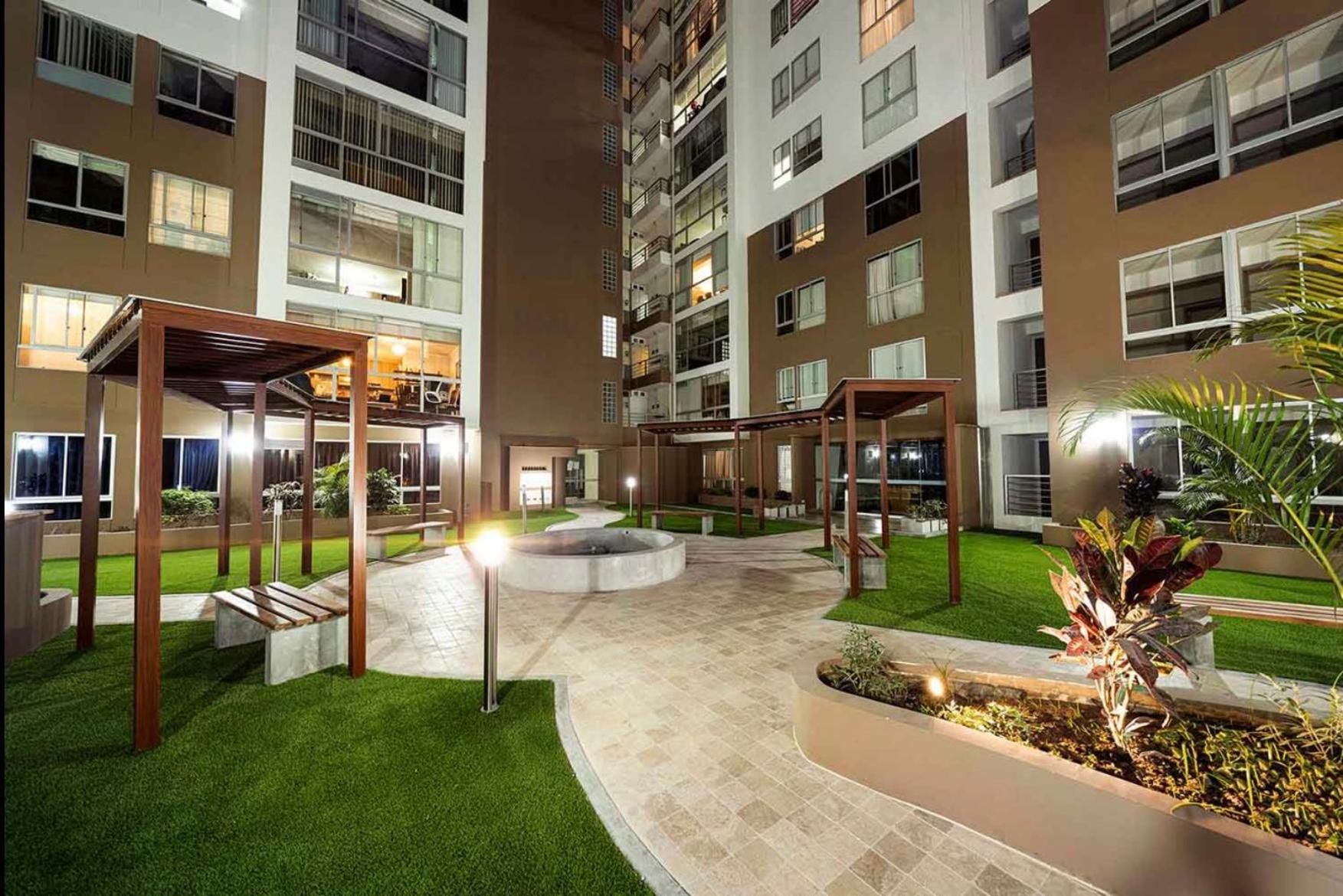 Acogedora Privada Frente Al Metro Homestay