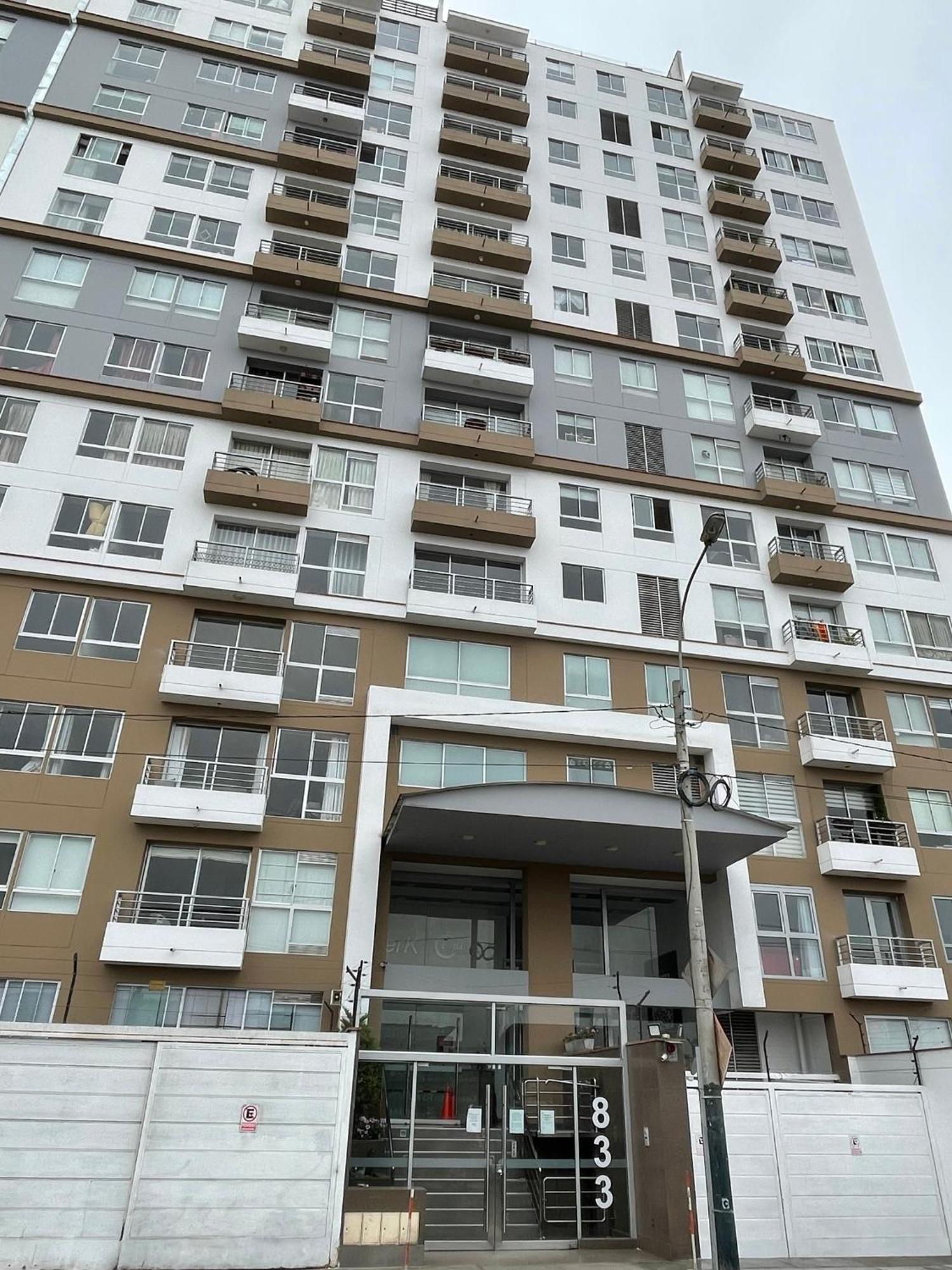 Homestay Acogedora Privada Frente Al Metro *