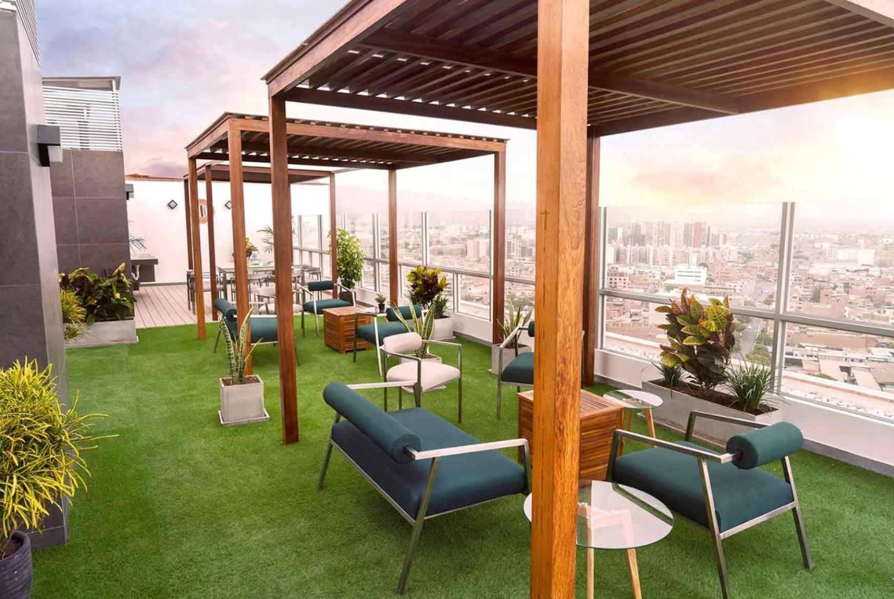Acogedora Privada Frente Al Metro Homestay Lima