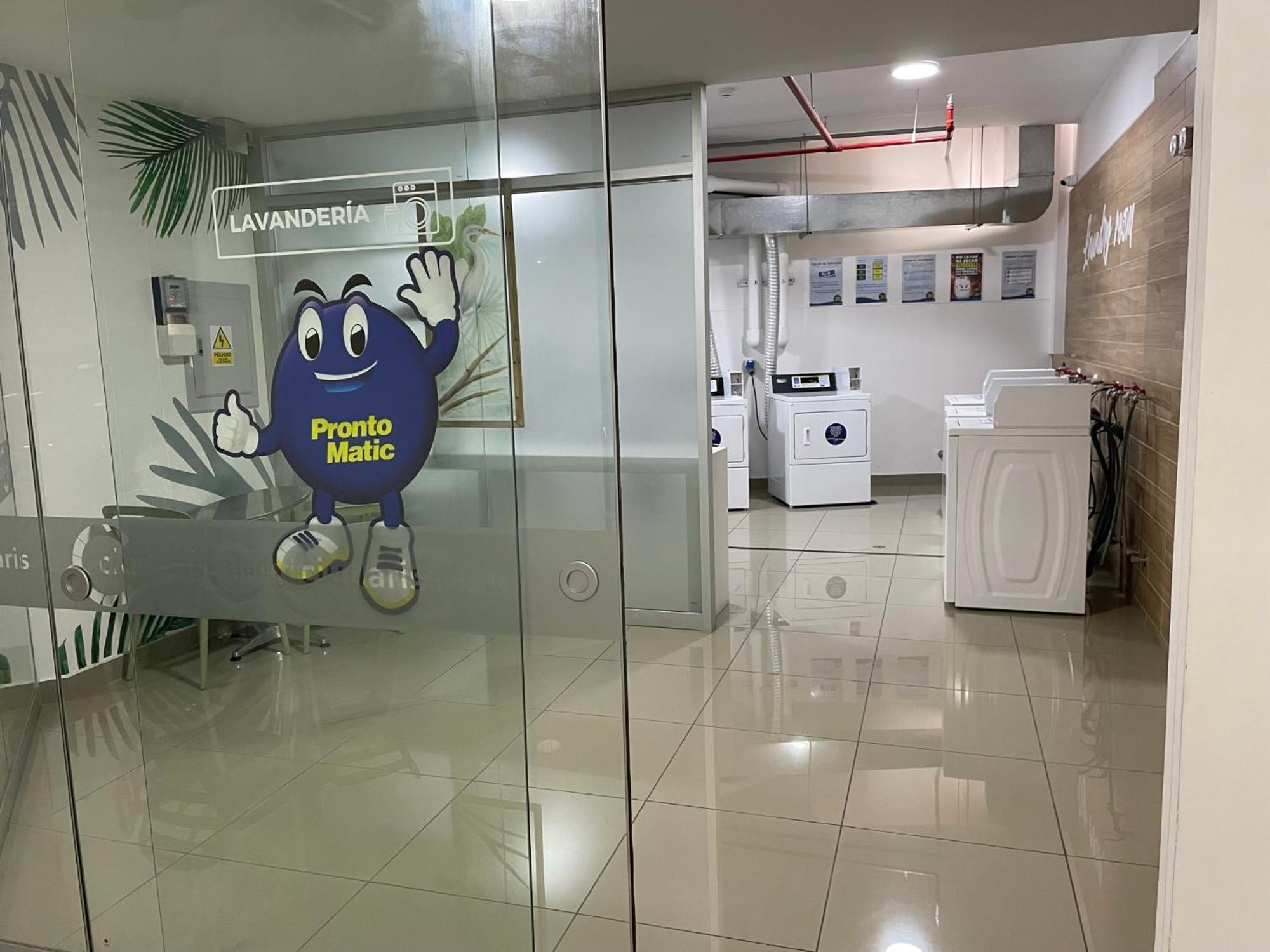 Homestay Acogedora Privada Frente Al Metro Lima