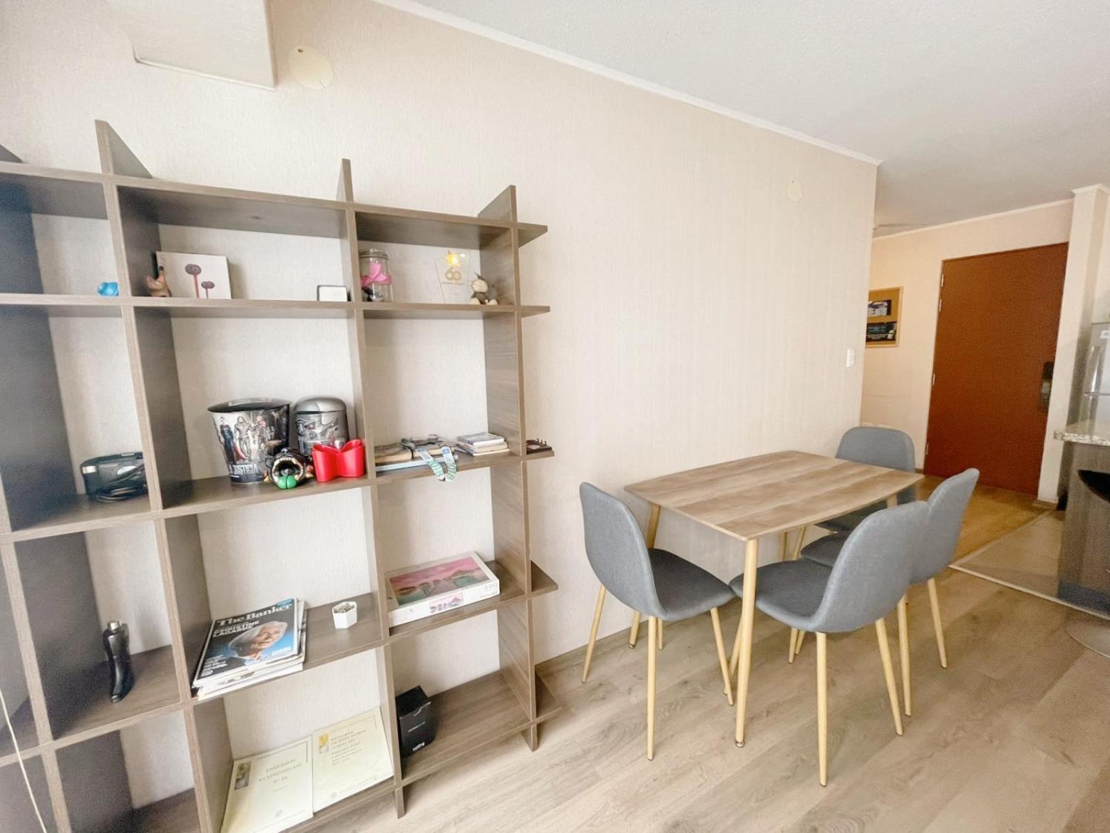 Acogedora Privada Frente Al Metro Homestay *